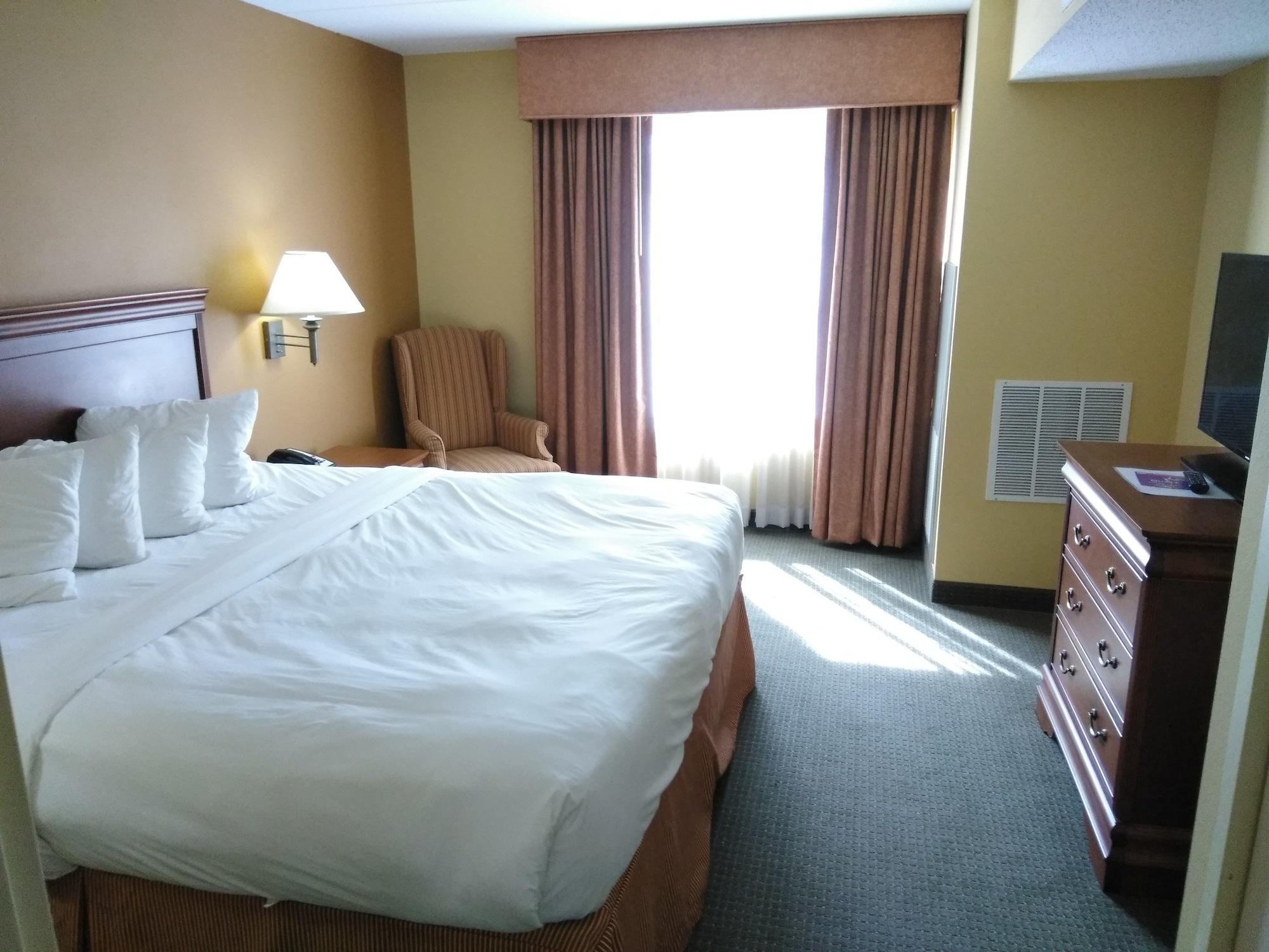Hotel Baymont By Wyndham Clinton Esterno foto