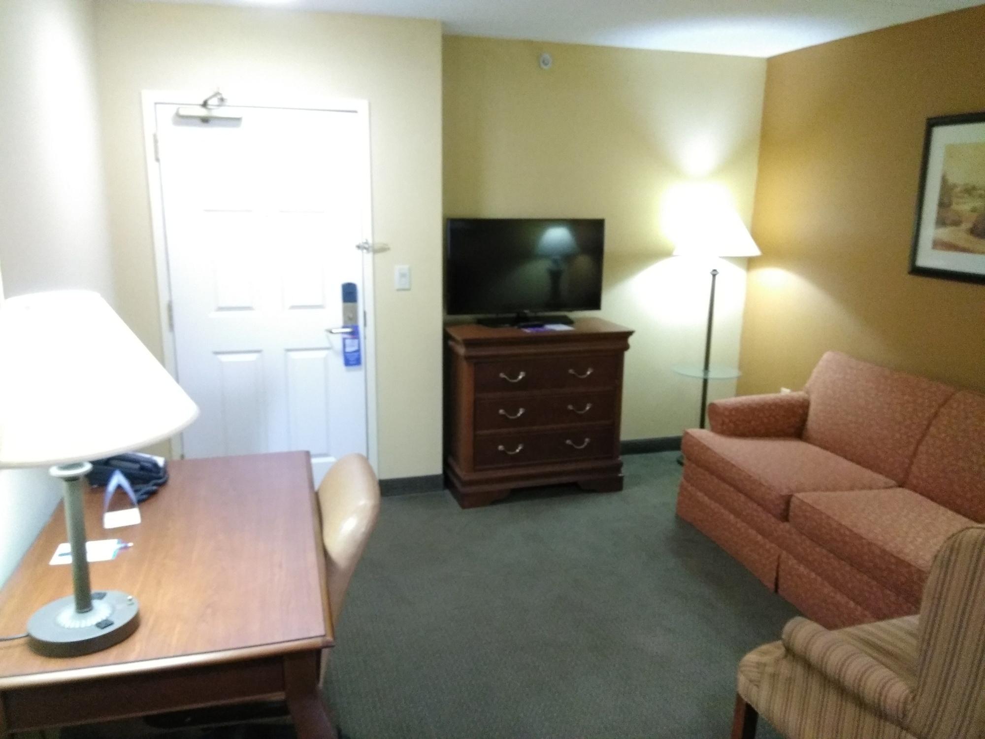 Hotel Baymont By Wyndham Clinton Esterno foto