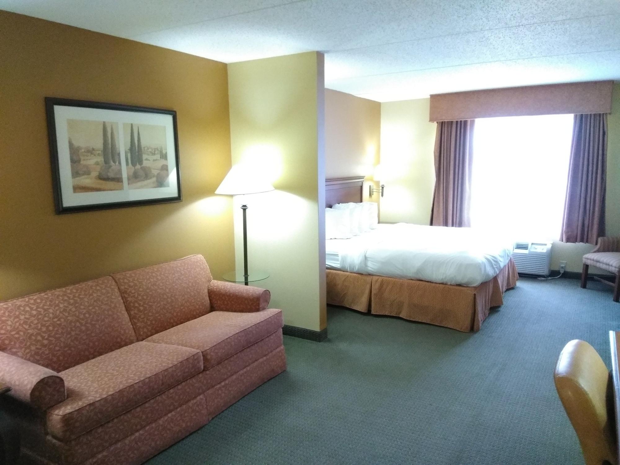 Hotel Baymont By Wyndham Clinton Esterno foto